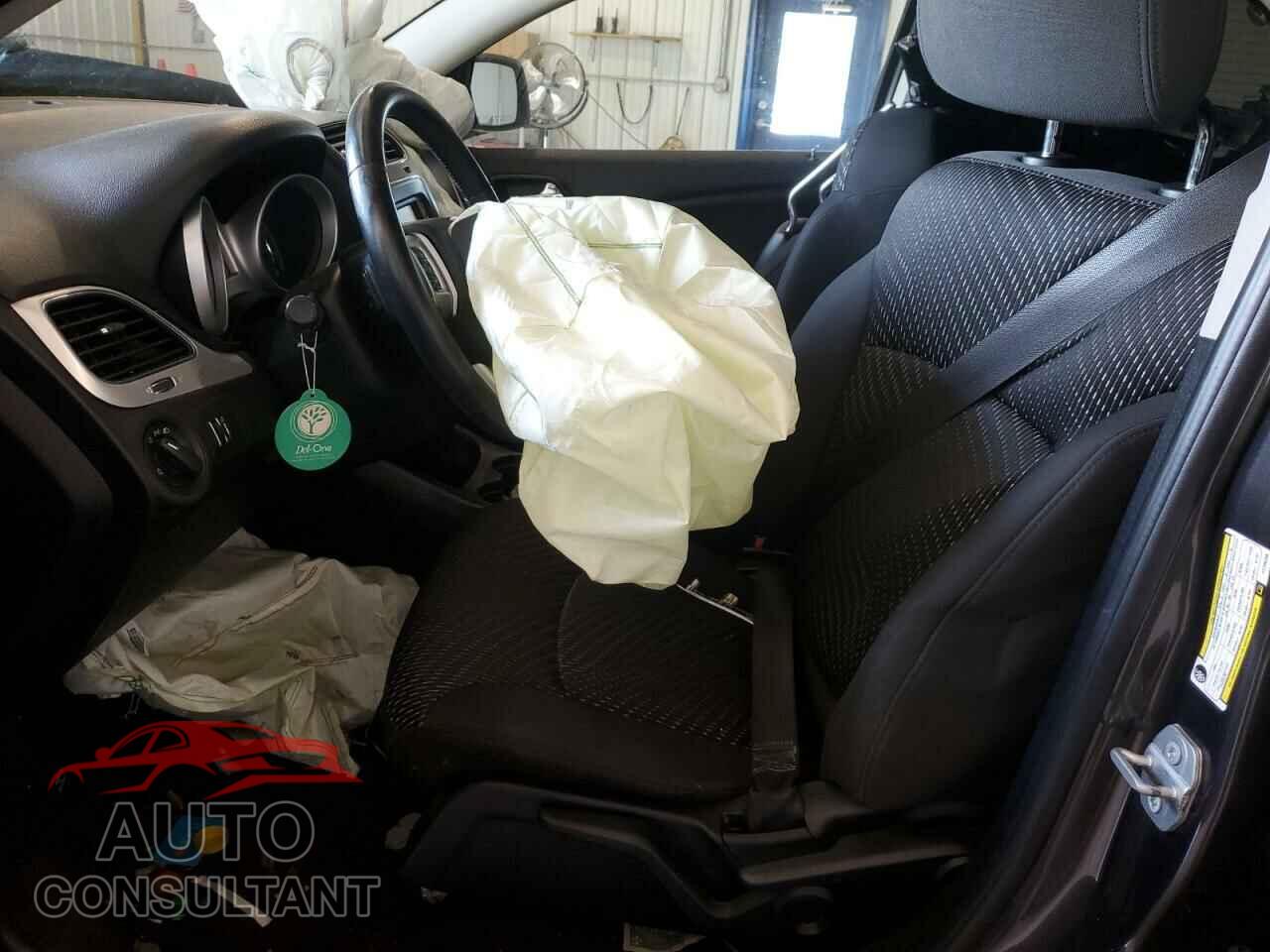 DODGE JOURNEY 2015 - 3C4PDCAB1FT736266