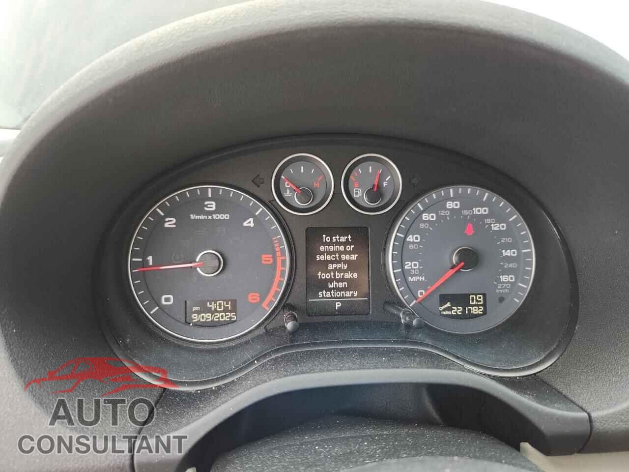 AUDI A3 2011 - WAUBJAFM8BA128020