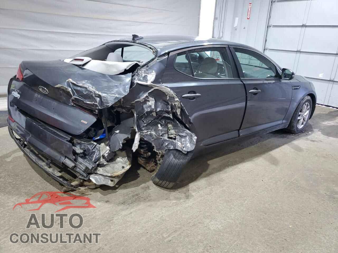 KIA OPTIMA 2011 - KNAGM4A76B5068828
