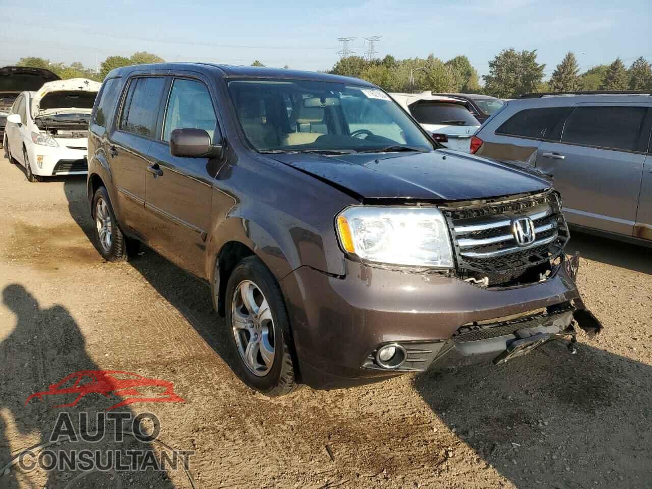 HONDA PILOT 2015 - 5FNYF4H55FB002801