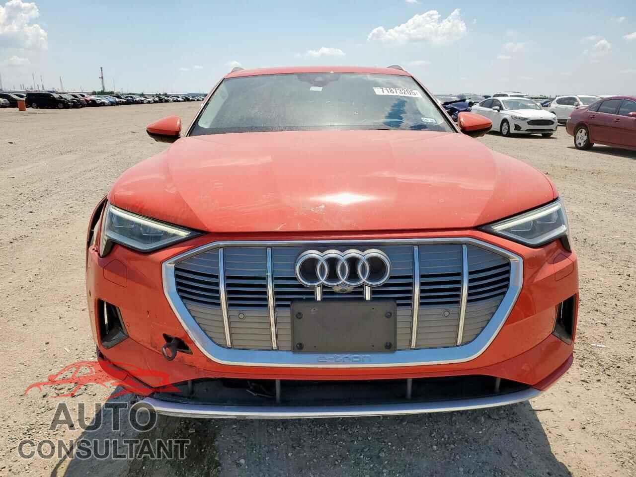 AUDI E-TRON 2019 - WA1VAAGE3KB021176