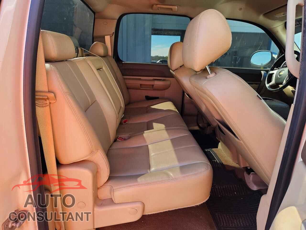 CHEVROLET SILVERADO 2013 - 3GCPCSE05DG150357