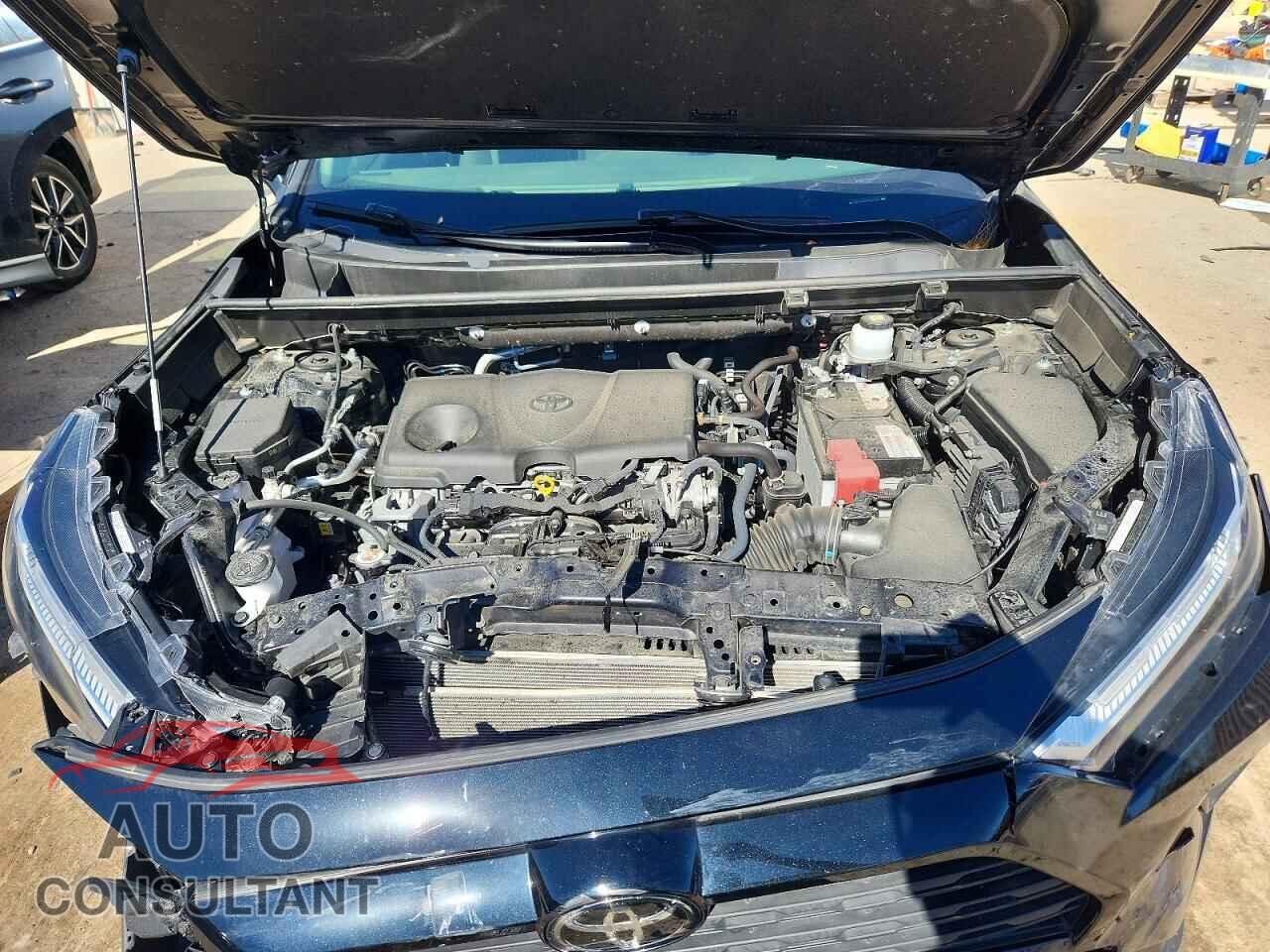 TOYOTA RAV4 2023 - JTMP1RFV5PD095497