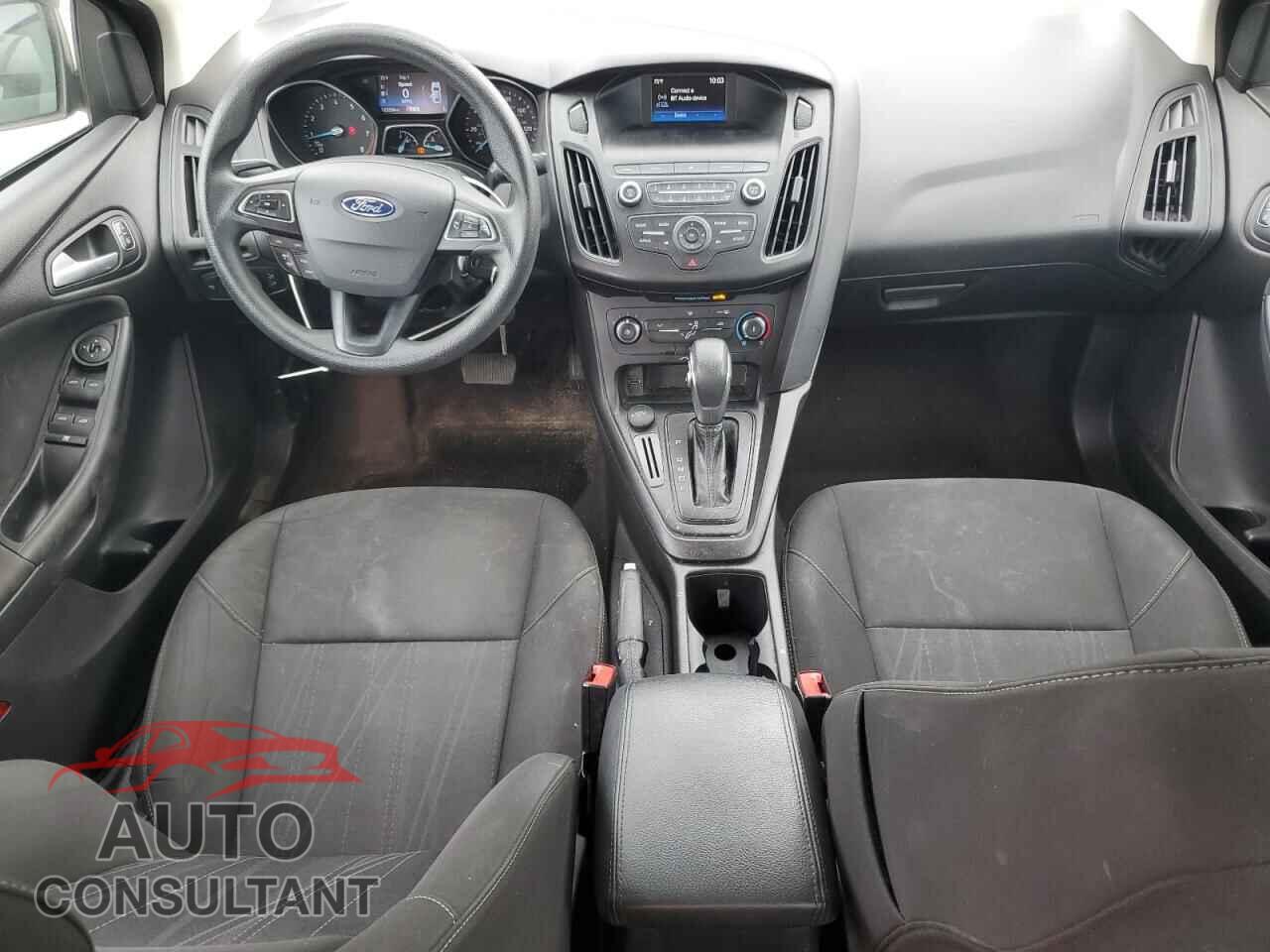 FORD FOCUS 2018 - 1FADP3F2XJL210022