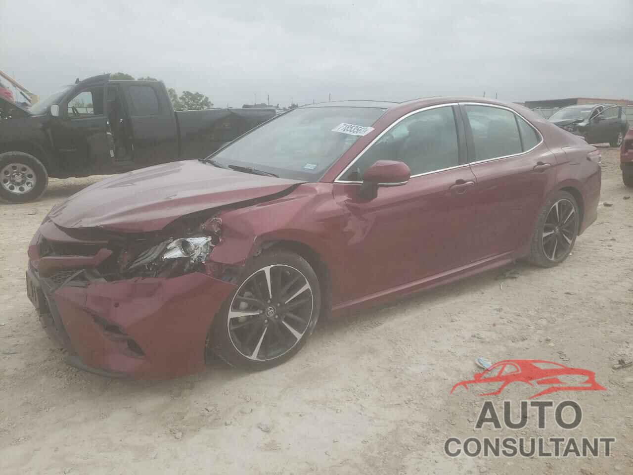 TOYOTA CAMRY 2018 - 4T1BZ1HK1JU500071