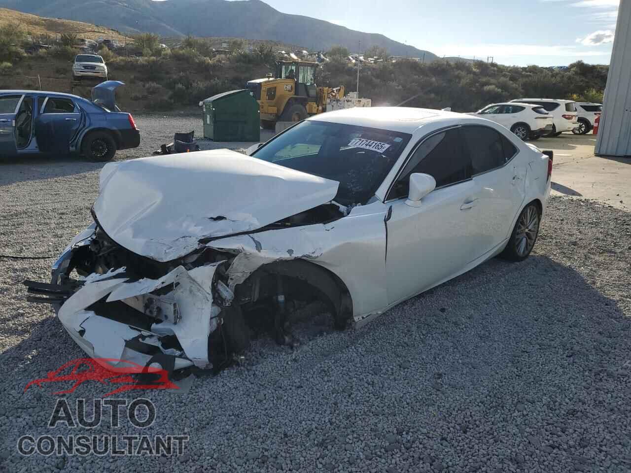 LEXUS IS 2015 - JTHCF1D27F5021371