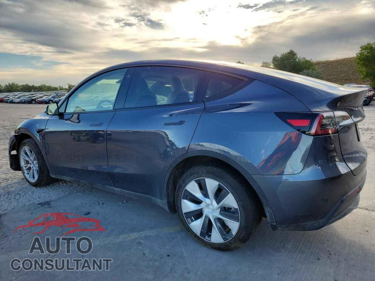 TESLA MODEL Y 2023 - 7SAYGDEE3PF714262