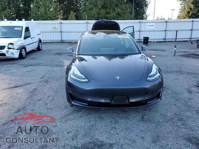 TESLA MODEL 3 2018 - 5YJ3E1EB0JF129180