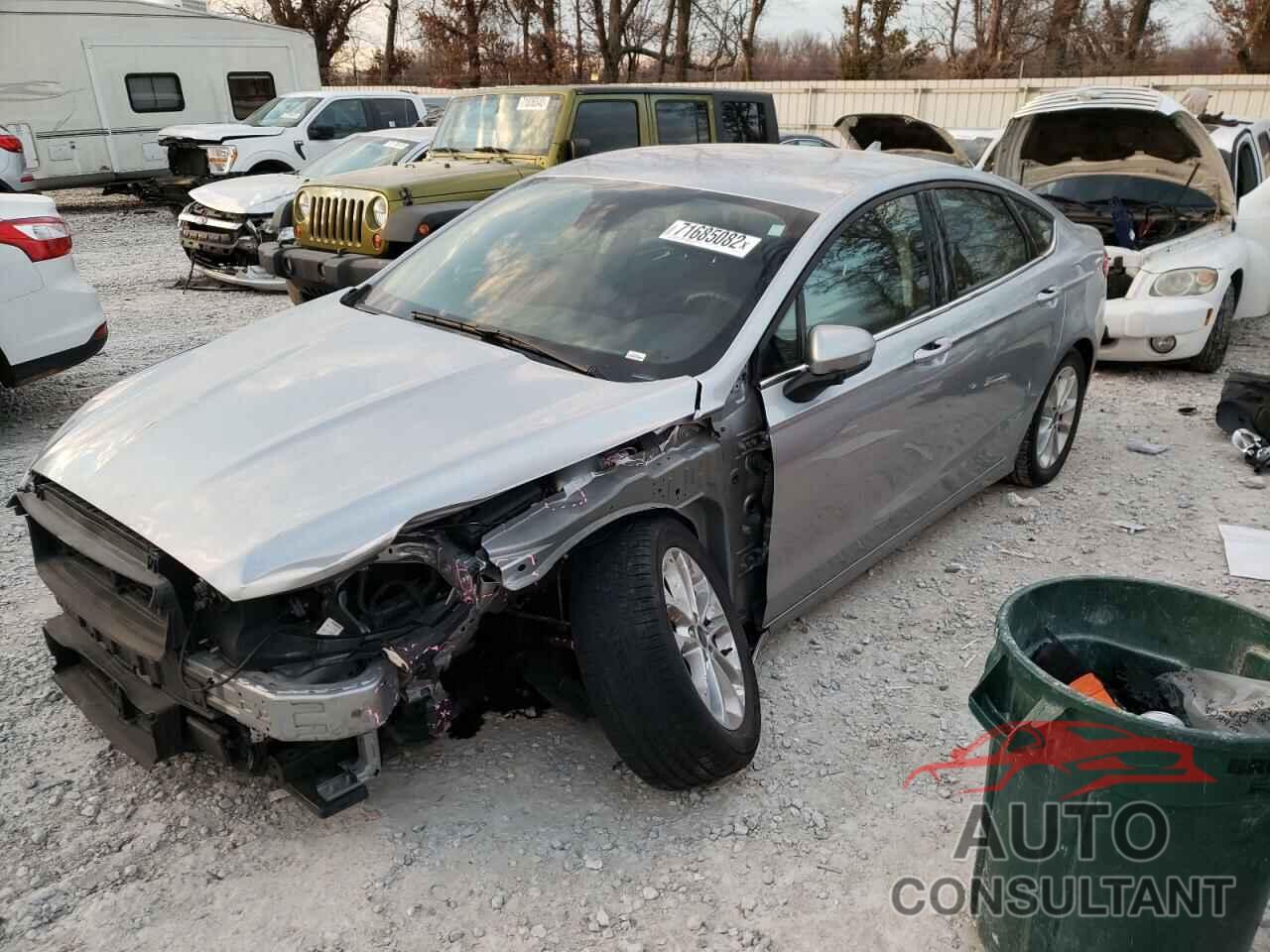 FORD FUSION 2020 - 3FA6P0HD6LR252021