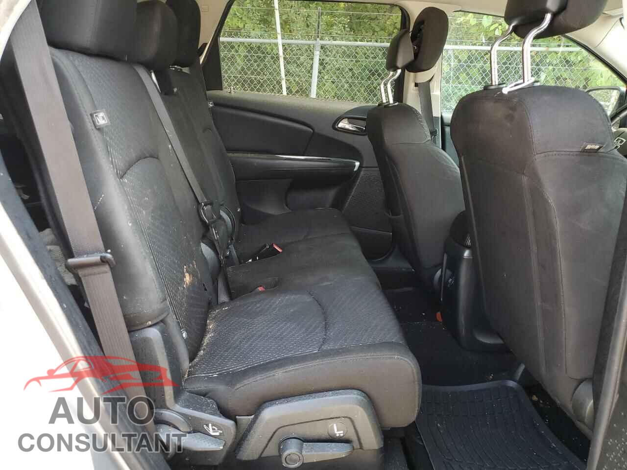 DODGE JOURNEY 2017 - 3C4PDCBB8HT582804