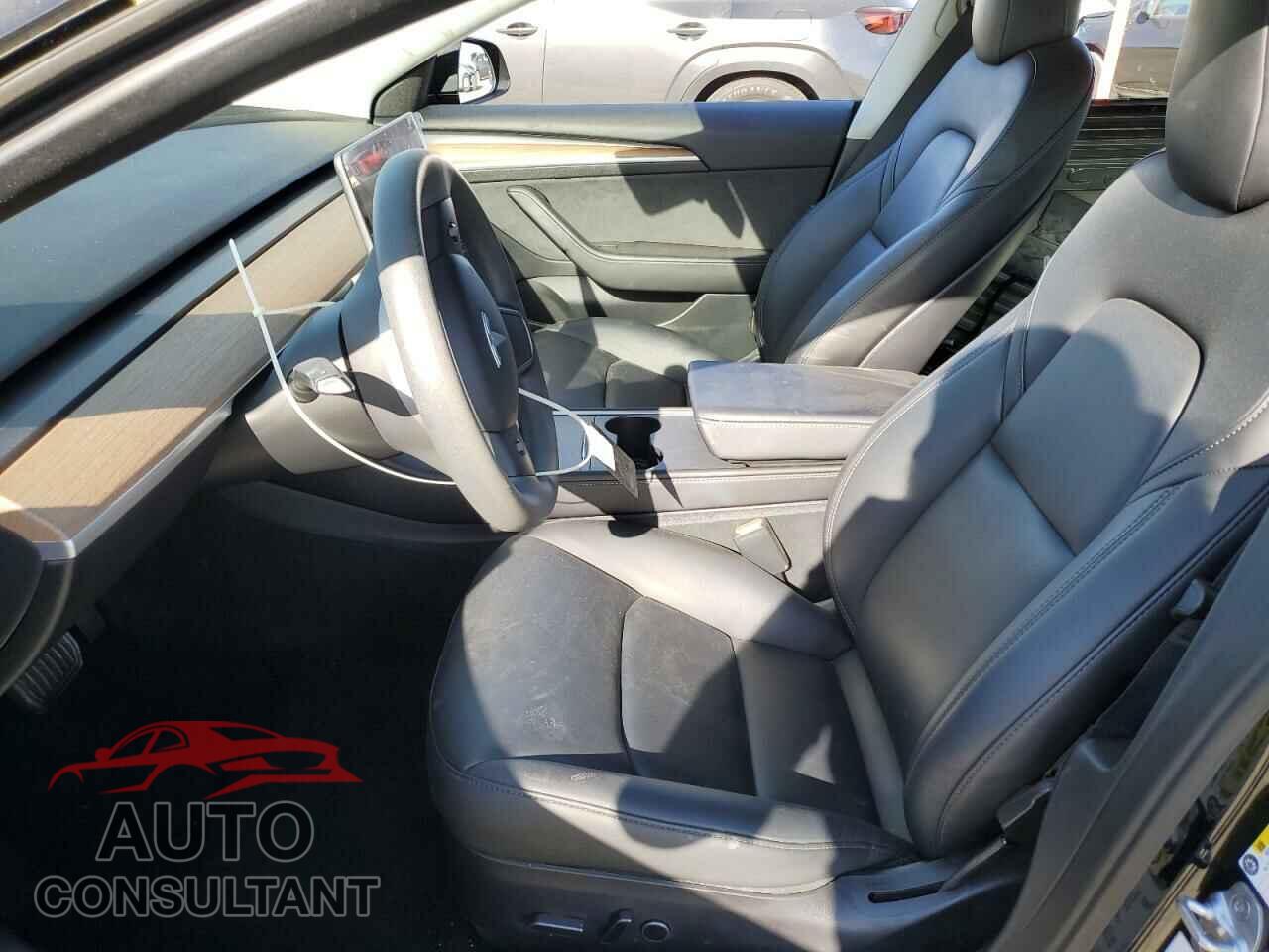 TESLA MODEL 3 2022 - 5YJ3E1EB4NF205103