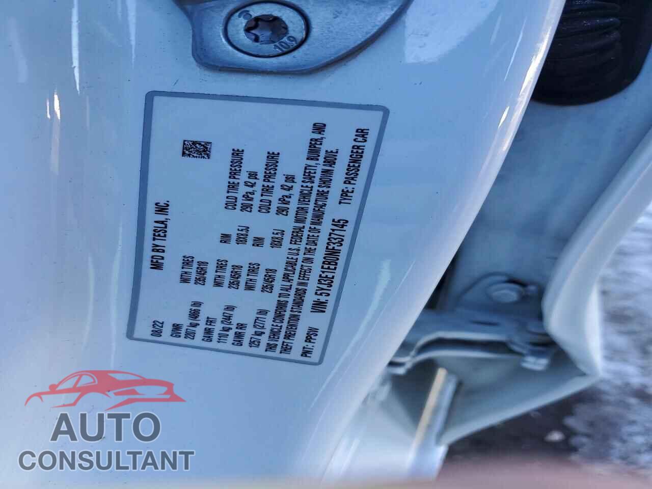 TESLA MODEL 3 2022 - 5YJ3E1EB0NF337145