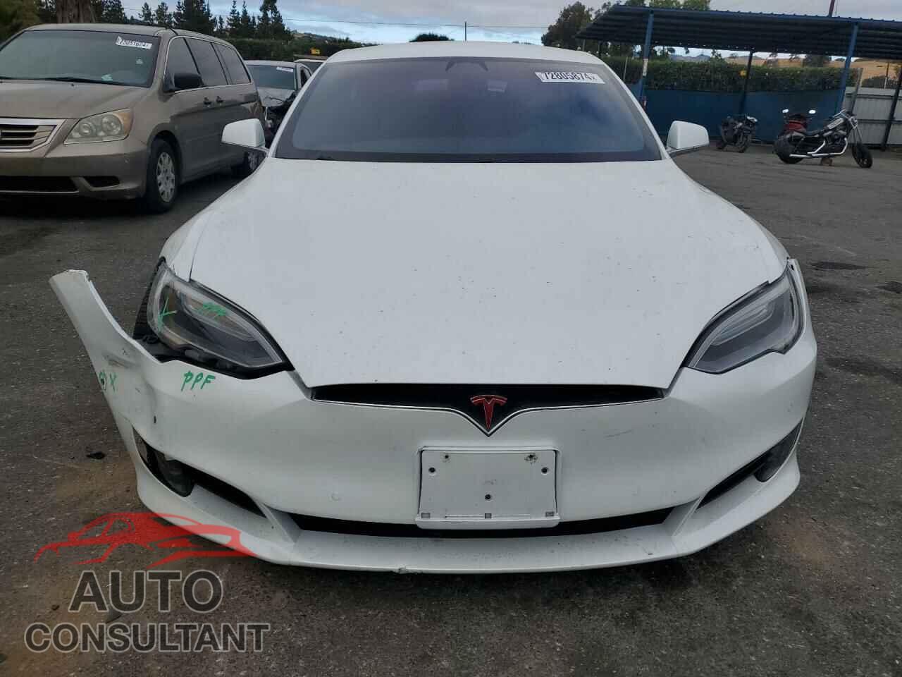 TESLA MODEL S 2017 - 5YJSA1E22HF195313