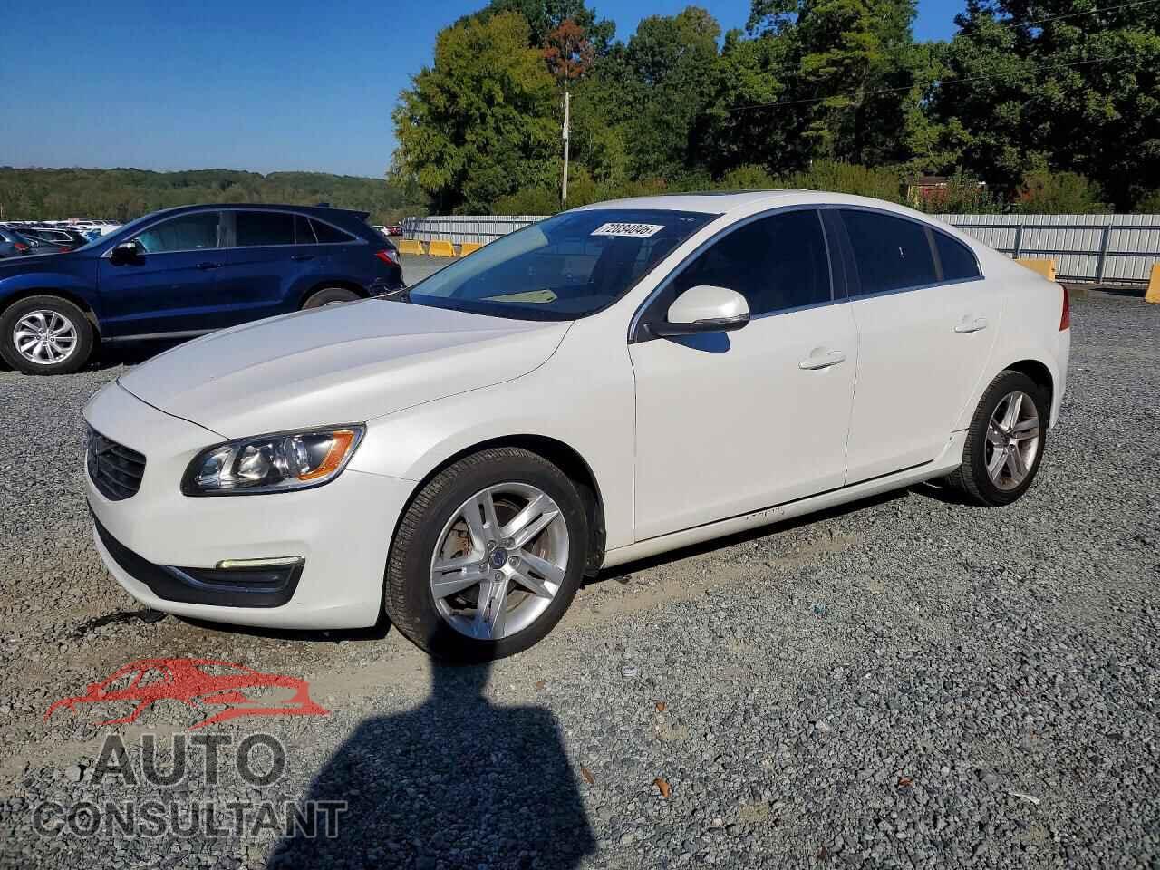 VOLVO S60 2015 - YV140MFB8F1306281