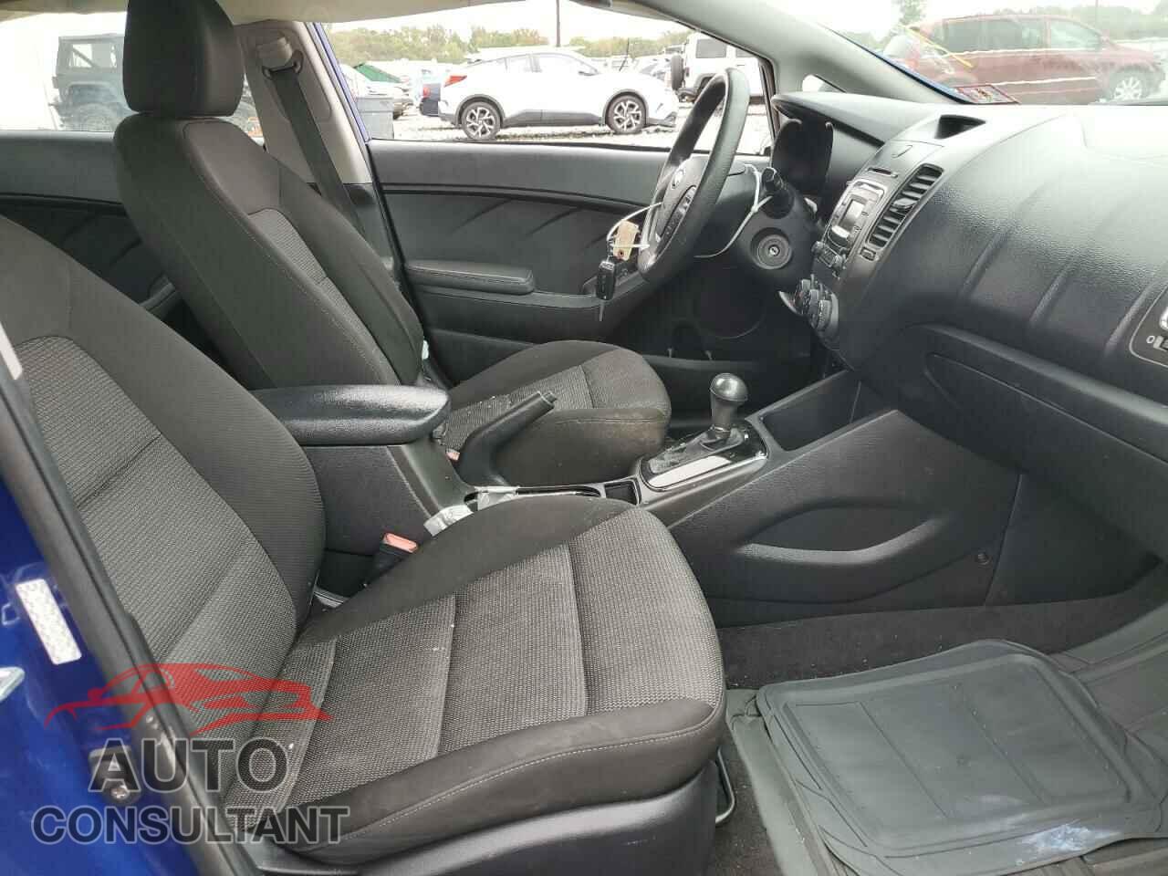 KIA FORTE 2017 - 3KPFK4A75HE045963