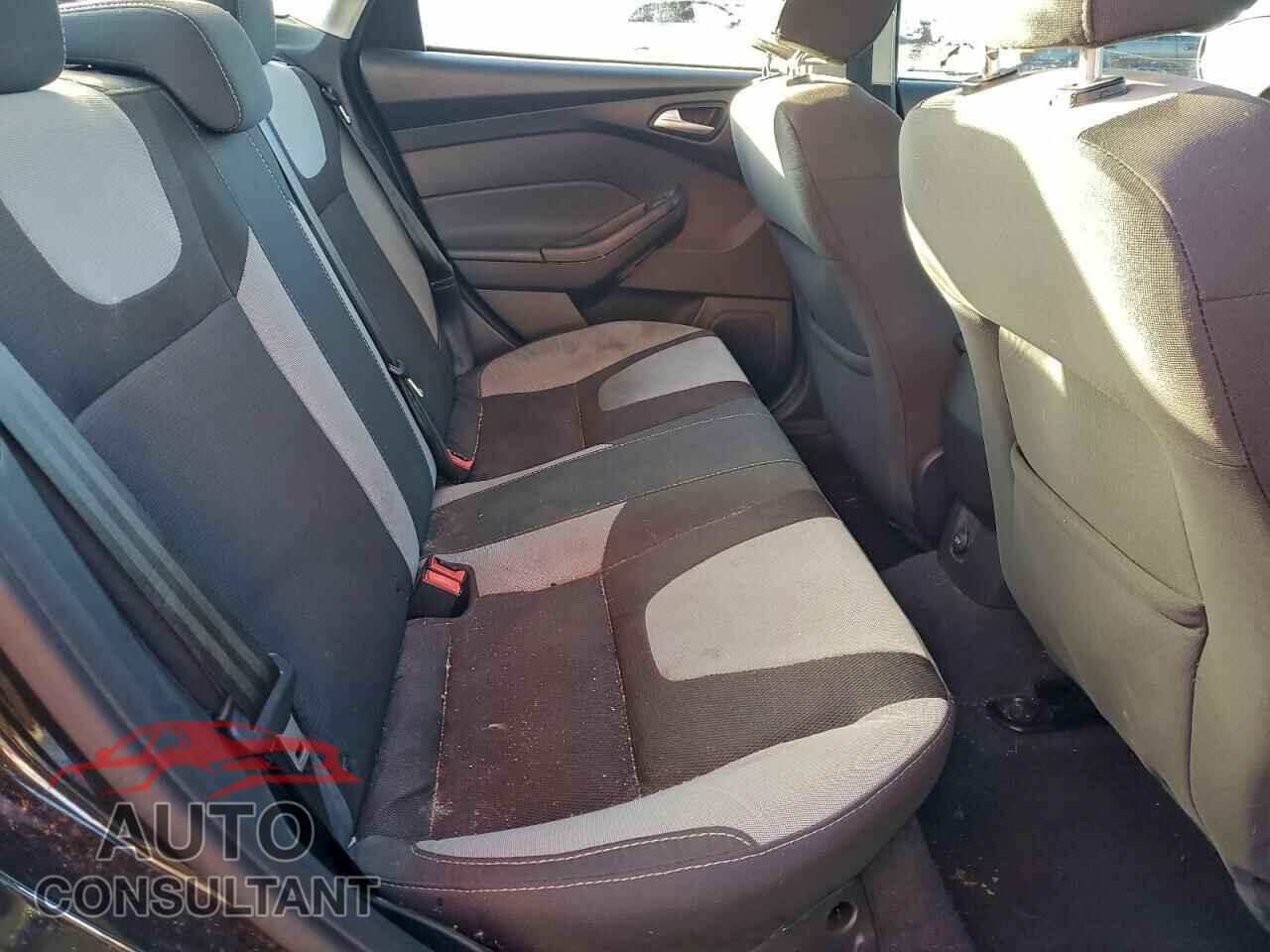 FORD FOCUS 2014 - 1FADP3F29EL248380