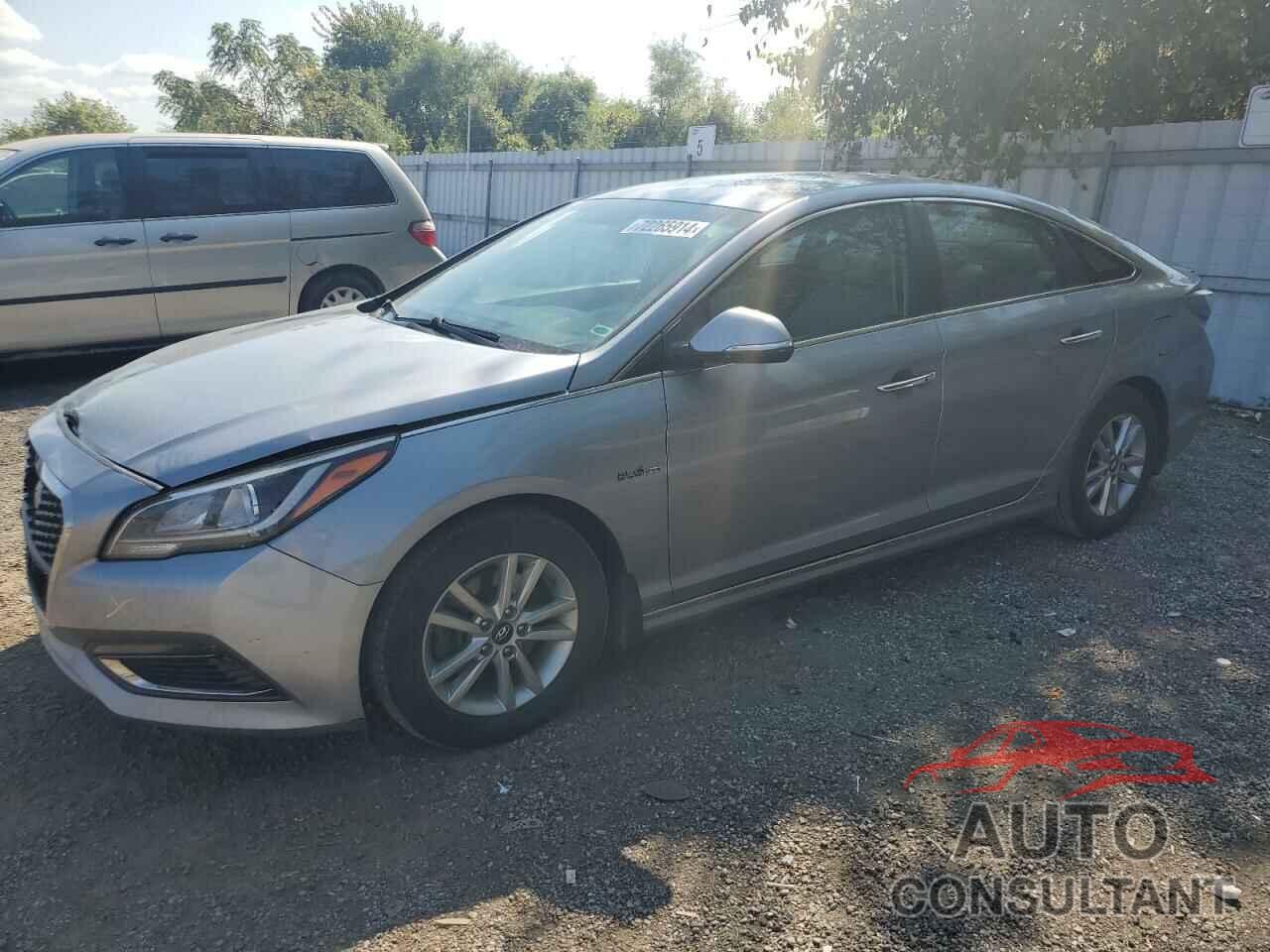 HYUNDAI SONATA 2016 - KMHE24L15GA008185