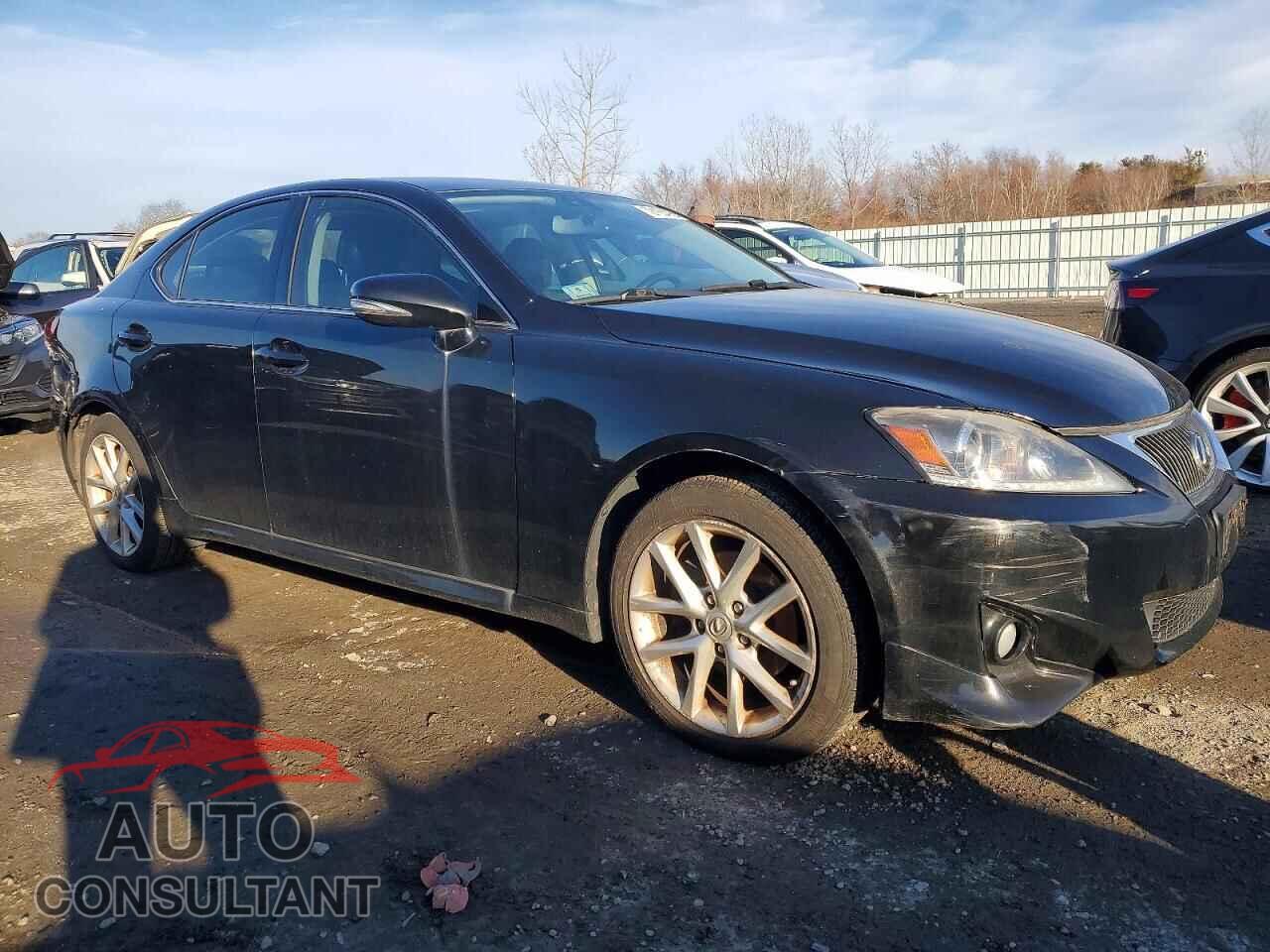 LEXUS IS 2011 - JTHCF5C27B5047407