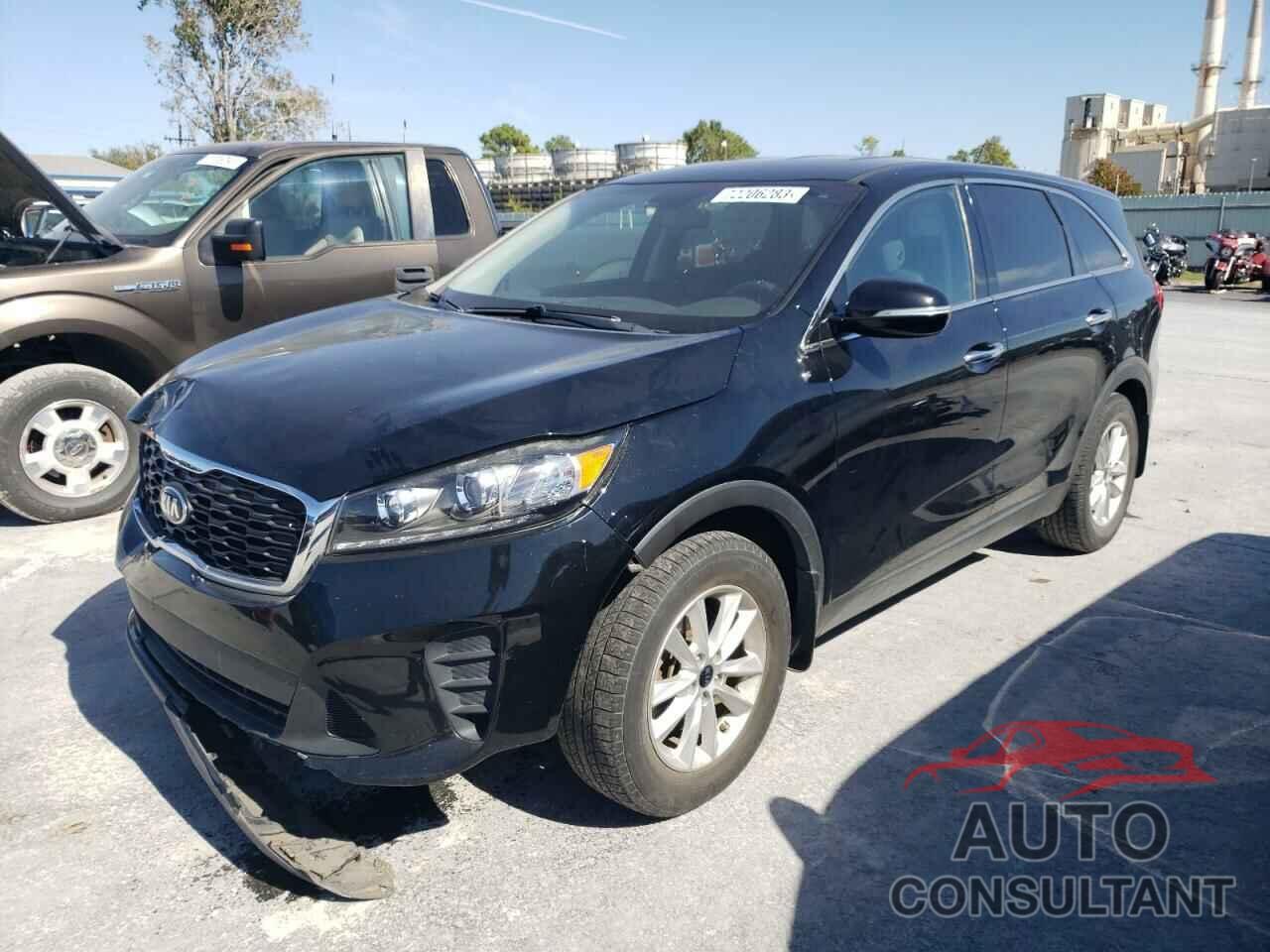 KIA SORENTO 2019 - 5XYPG4A39KG439690
