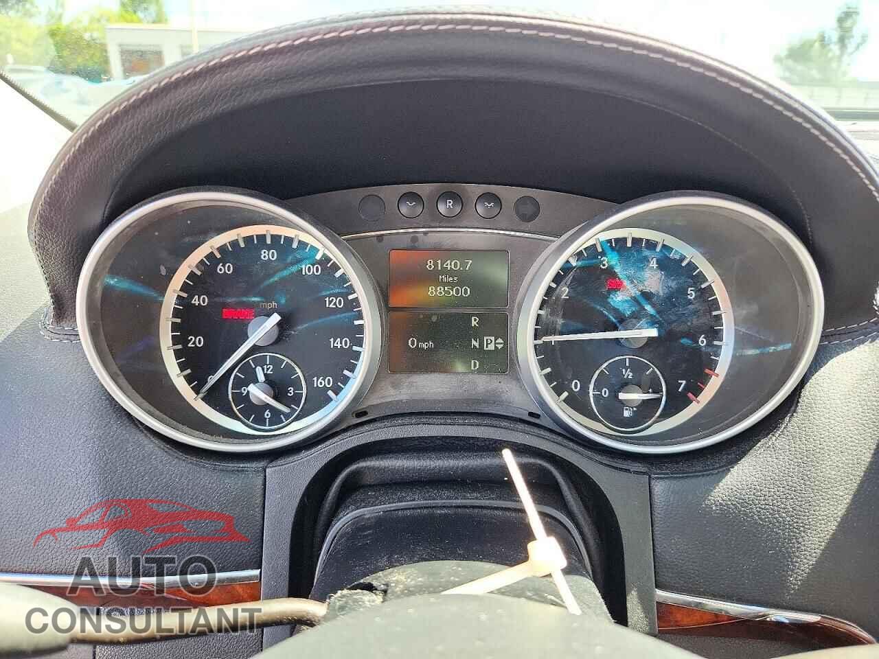 MERCEDES-BENZ GL-CLASS 2012 - 4JGBF7BEXCA771097