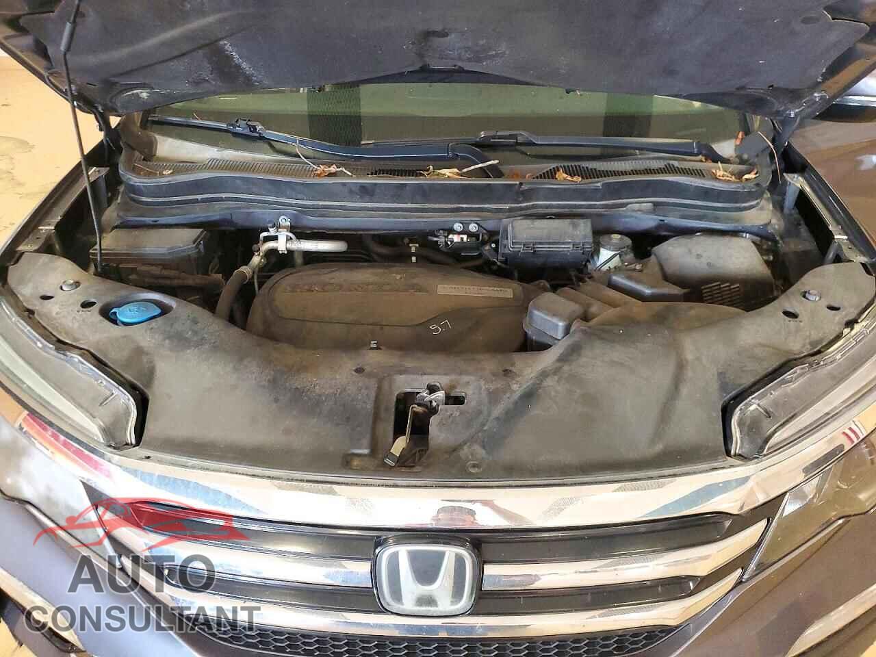 HONDA PILOT 2017 - 5FNYF6H00HB104705