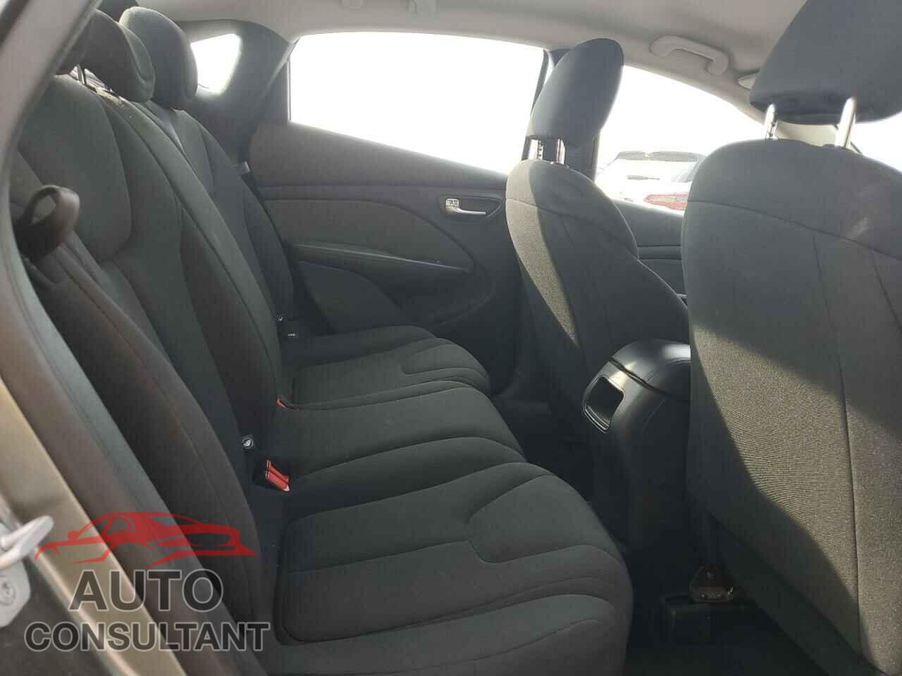 DODGE DART 2013 - 1C3CDFAA6DD226008