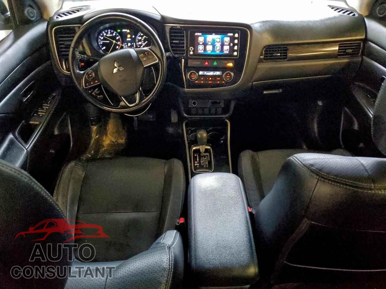 MITSUBISHI OUTLANDER 2017 - JA4AZ3A3XHZ016034