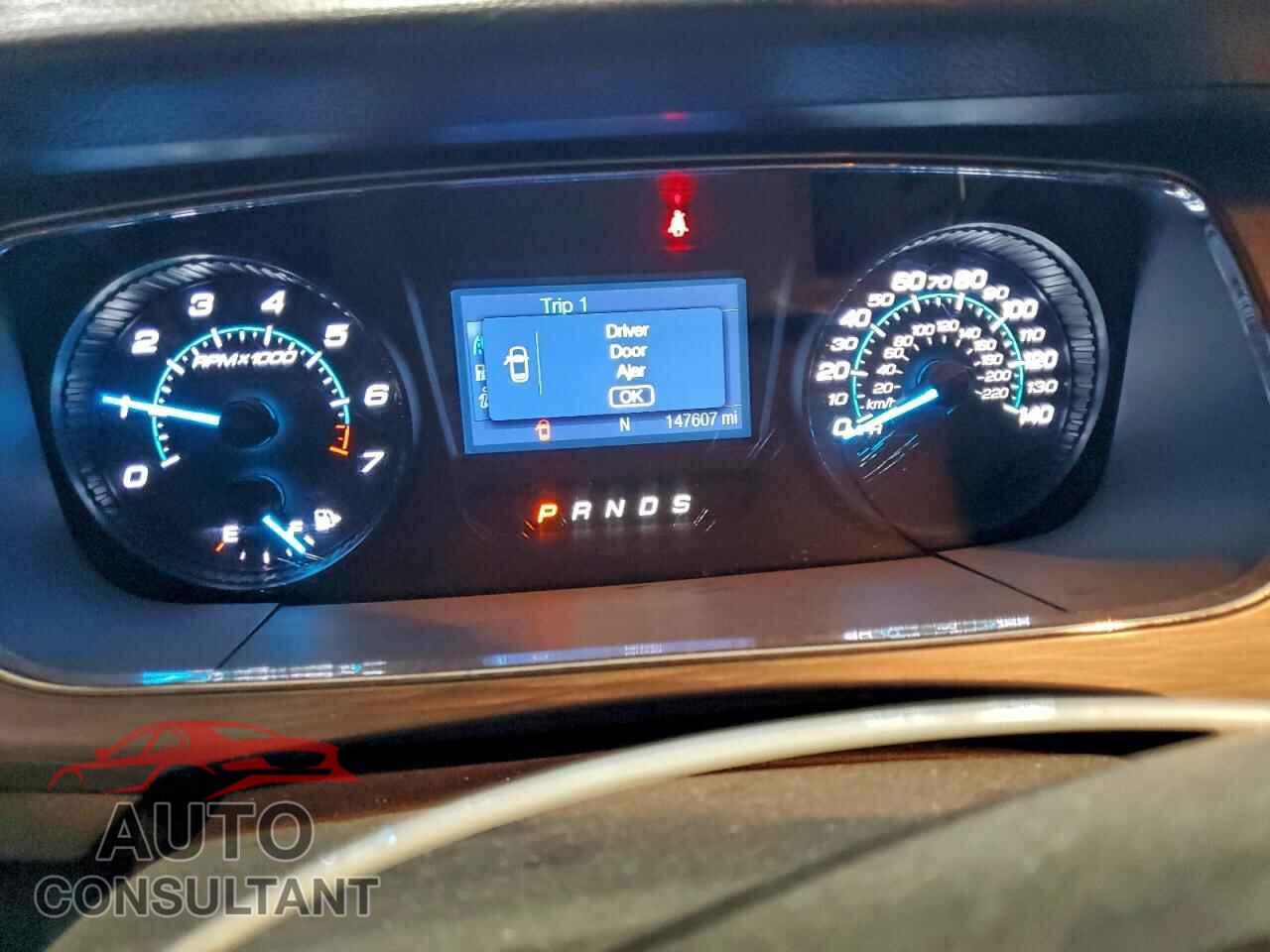 FORD TAURUS 2015 - 1FAHP2E85FG130256