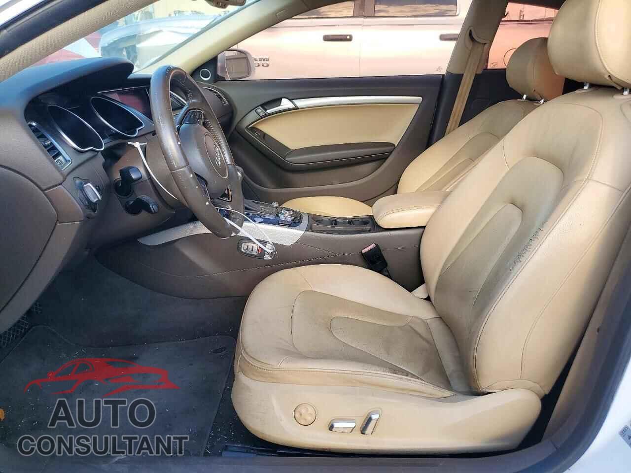 AUDI A5 2014 - WAULFAFR0EA020951
