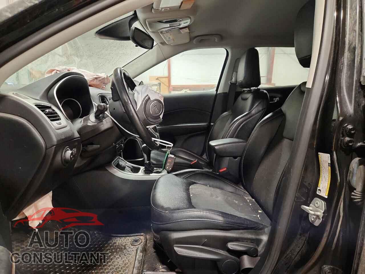 JEEP COMPASS 2020 - 3C4NJDBB9LT229017