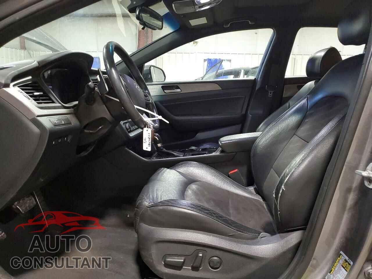 HYUNDAI SONATA 2019 - 5NPE34AF0KH741875