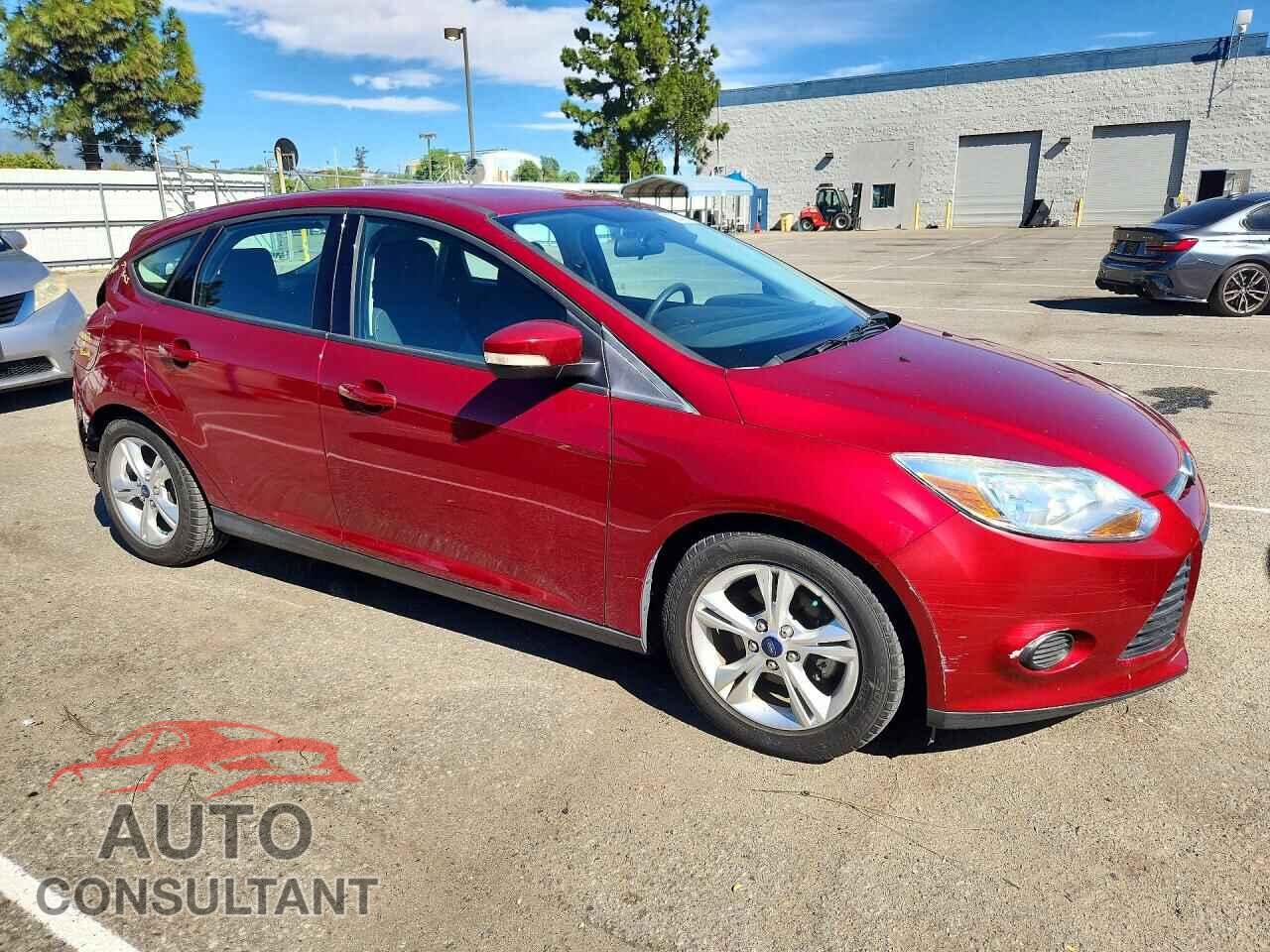 FORD FOCUS 2014 - 1FADP3K25EL185476