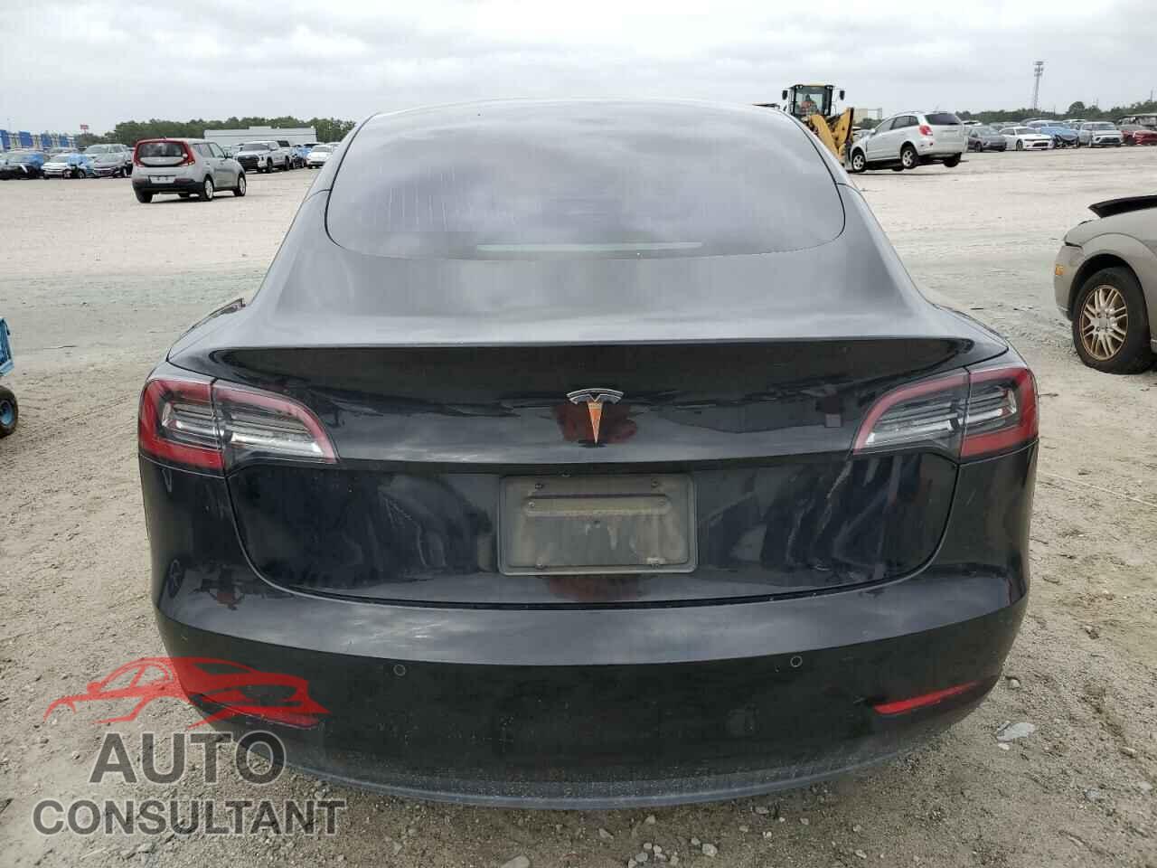 TESLA MODEL 3 2019 - 5YJ3E1EA2KF396121