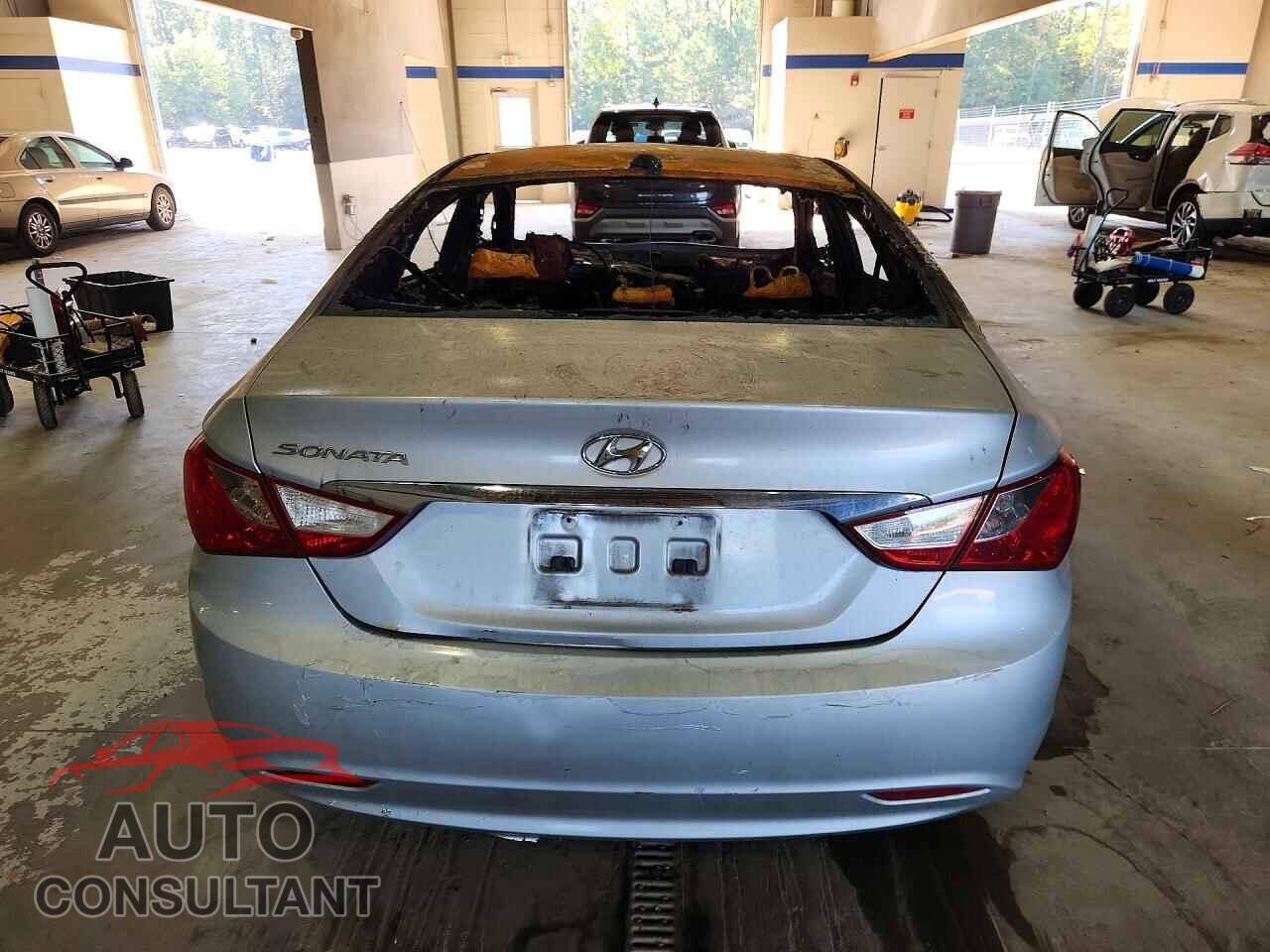HYUNDAI SONATA 2011 - 5NPEB4AC9BH255591