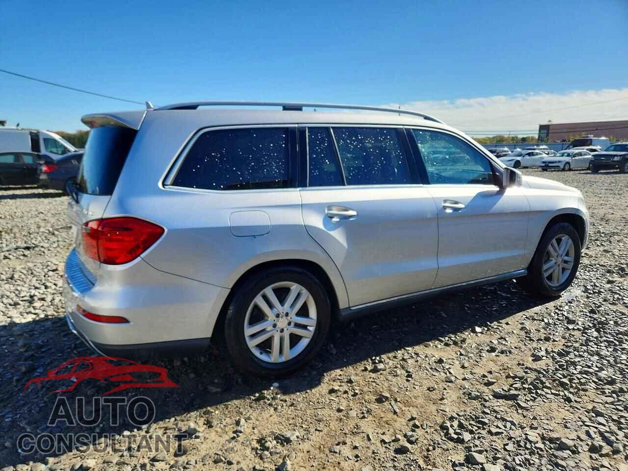 MERCEDES-BENZ GL-CLASS 2013 - 4JGDF7CE3DA104106