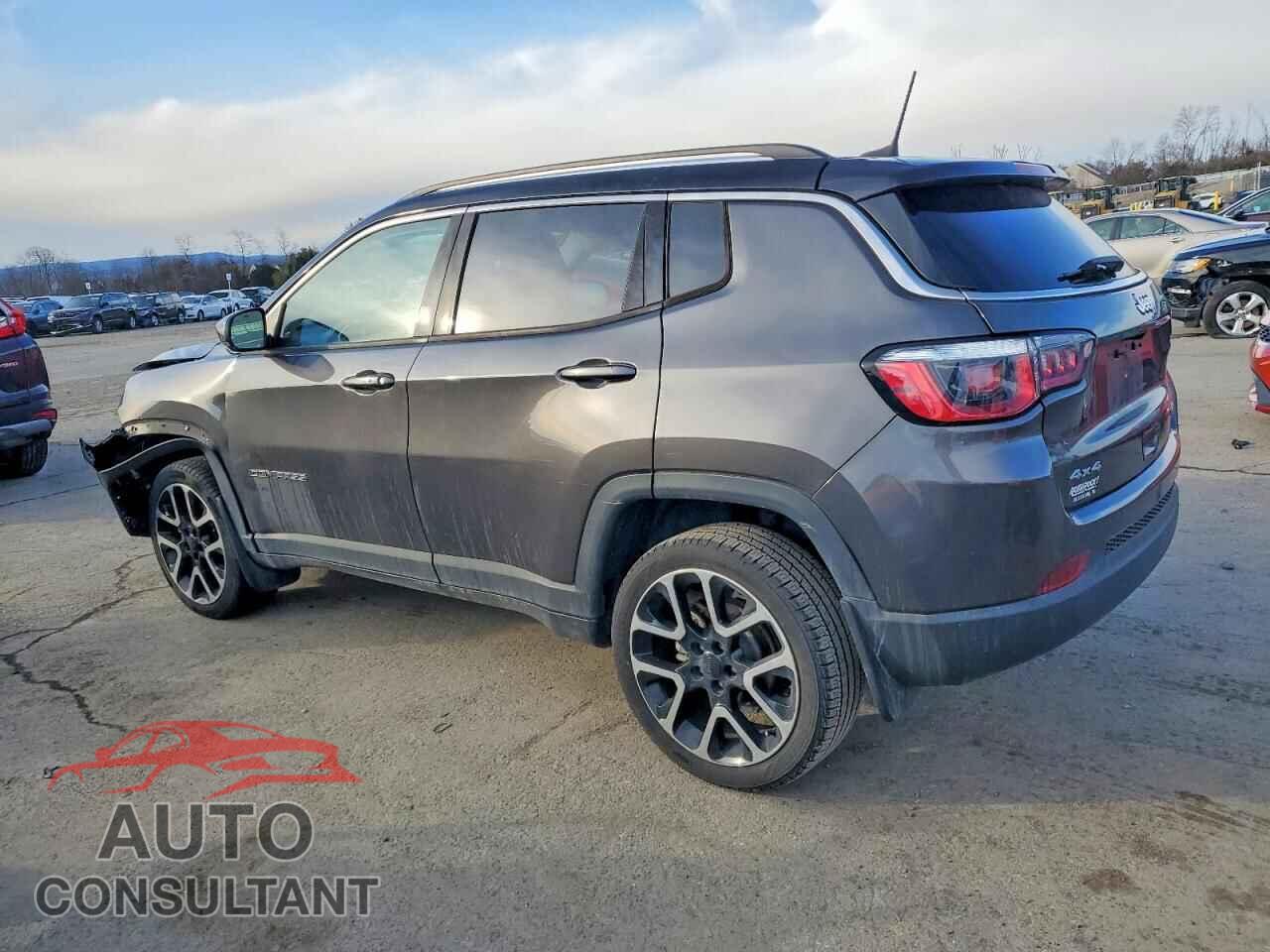 JEEP COMPASS 2018 - 3C4NJDCB3JT350041