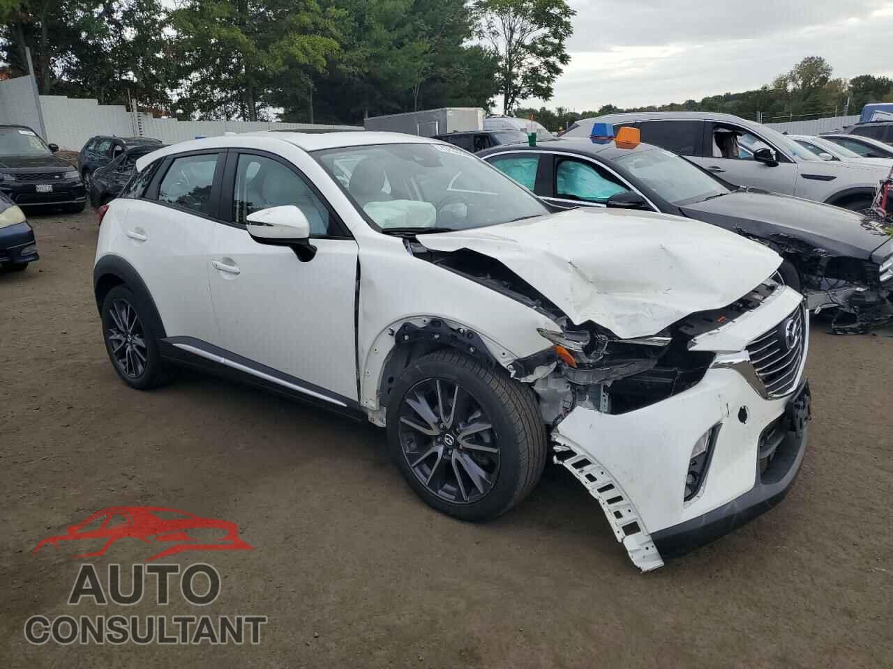 MAZDA CX-3 2018 - JM1DKFD78J0315202