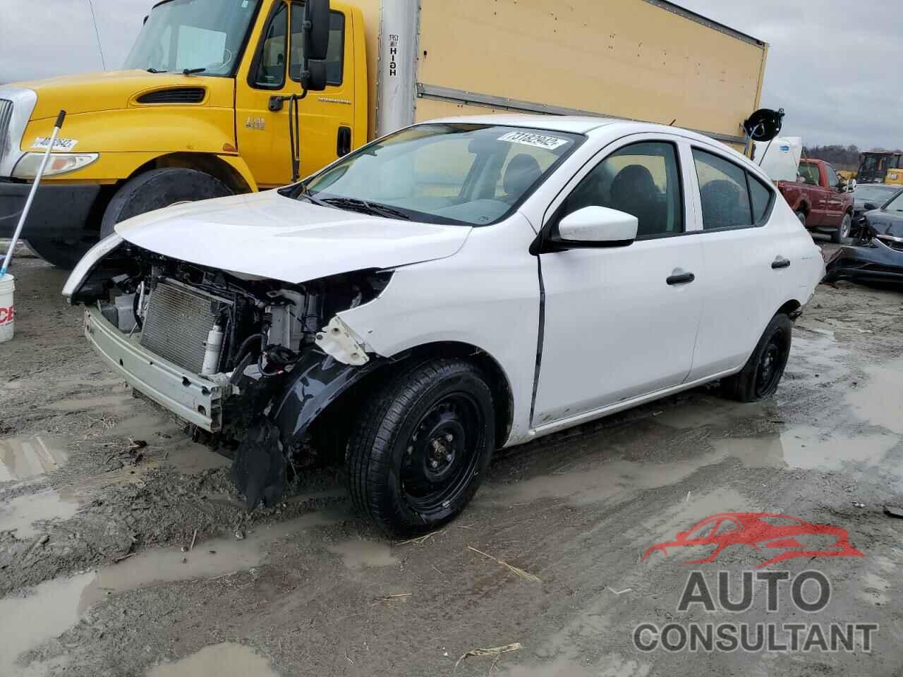 NISSAN VERSA 2018 - 3N1CN7AP1JL887697