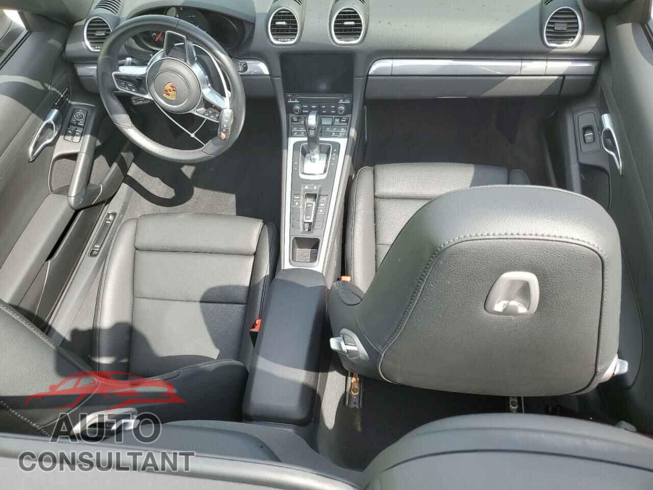 PORSCHE BOXSTER 2021 - WP0CA2A83MS210421