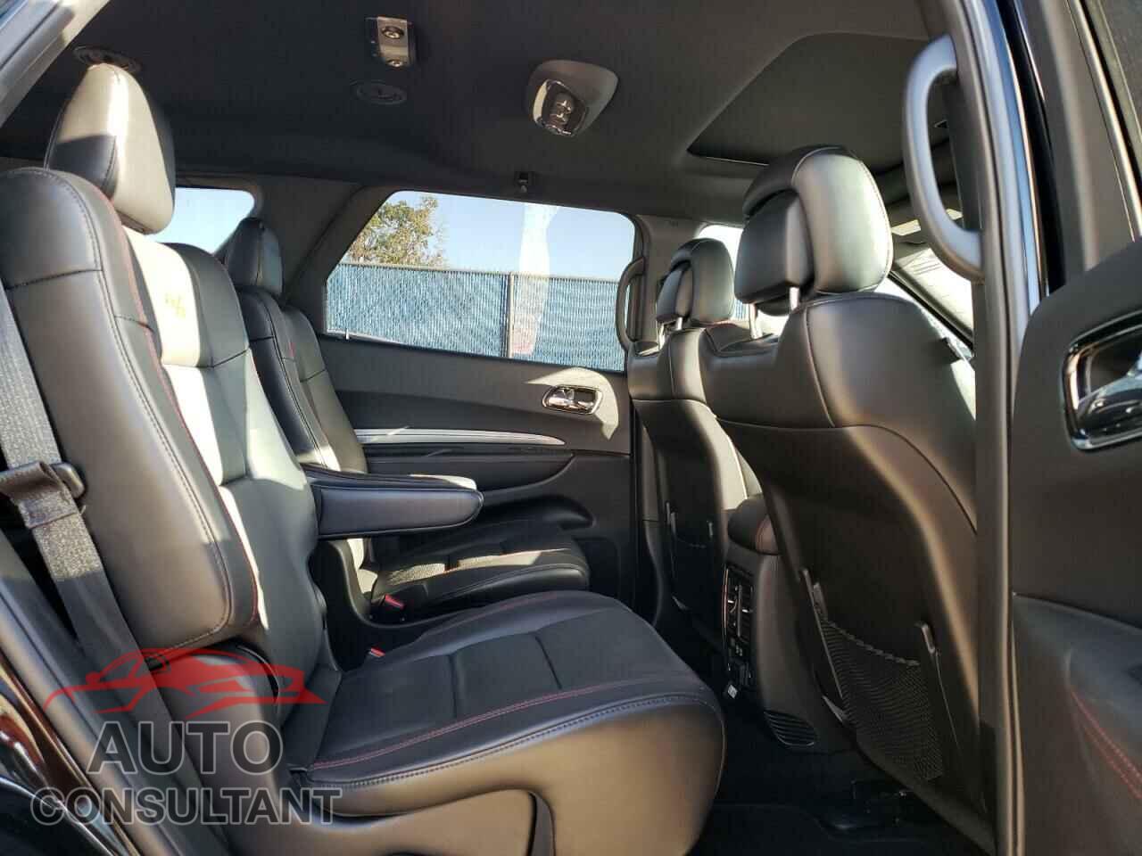 DODGE DURANGO 2018 - 1C4SDJCT4JC228754