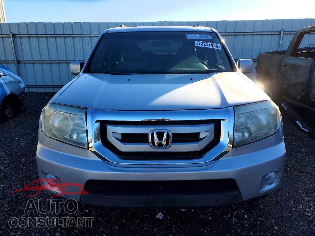 HONDA PILOT 2011 - 5FNYF3H49BB021539