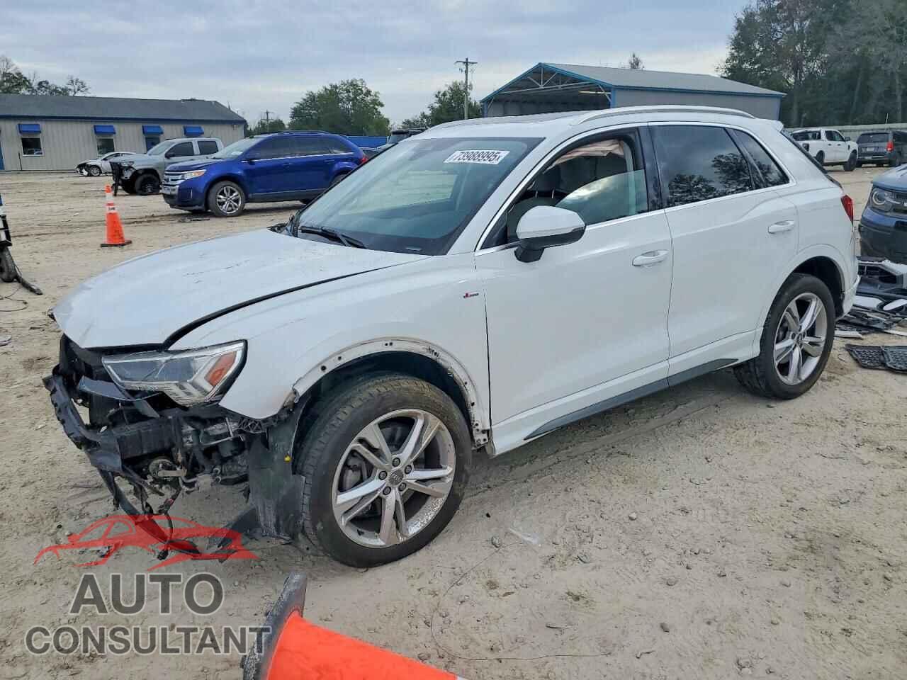 AUDI Q3 2020 - WA1EECF32L1055259
