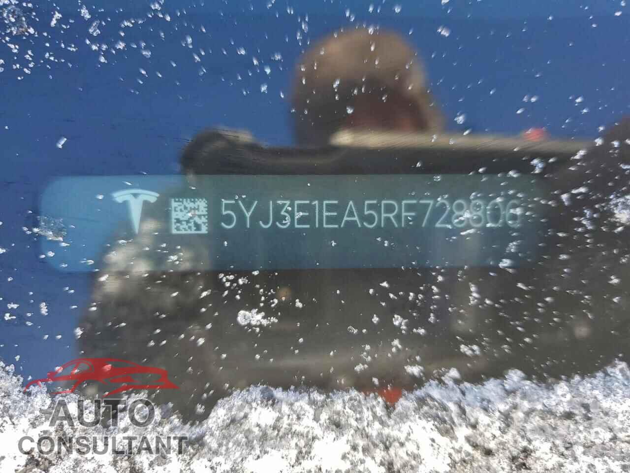 TESLA MODEL 3 2024 - 5YJ3E1EA5RF728806