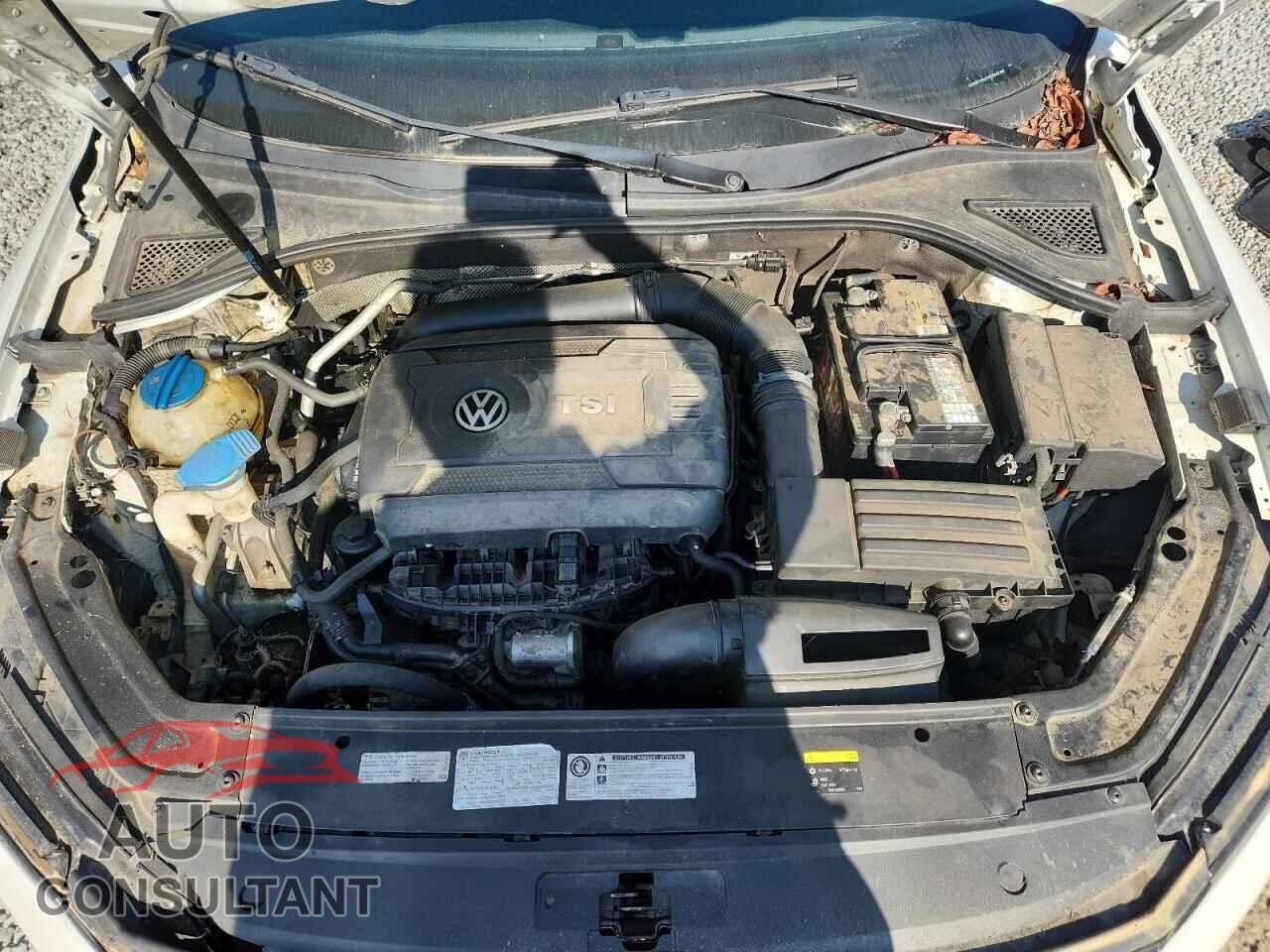 VOLKSWAGEN PASSAT 2017 - 1VWBT7A37HC040746