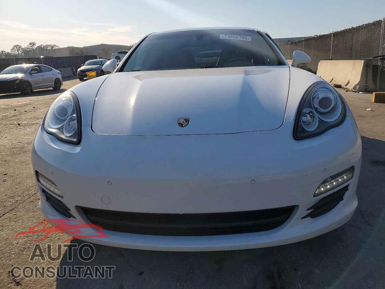 PORSCHE PANAMERA 2011 - WP0AA2A78BL013573
