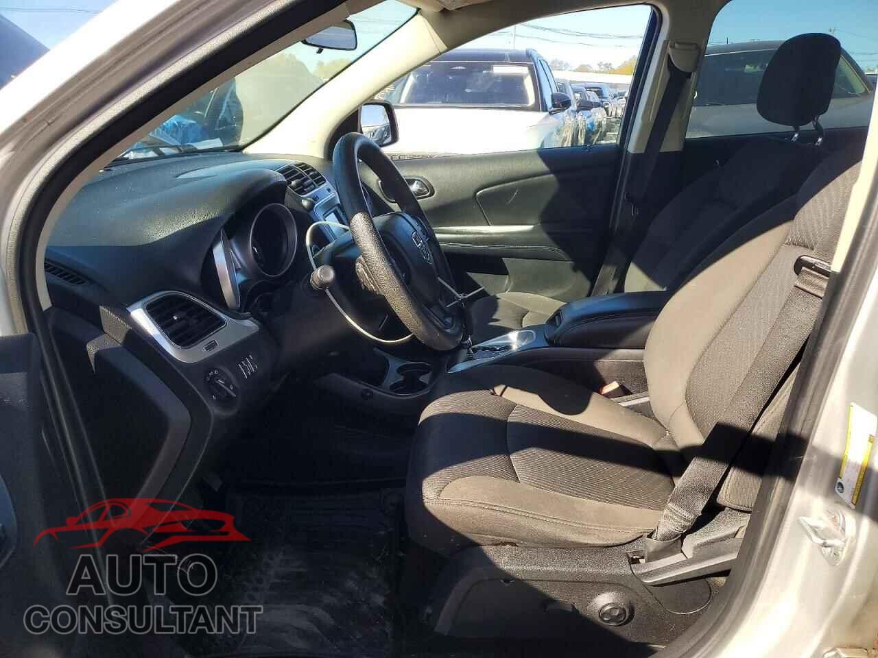DODGE JOURNEY 2012 - 3C4PDCBG1CT189232