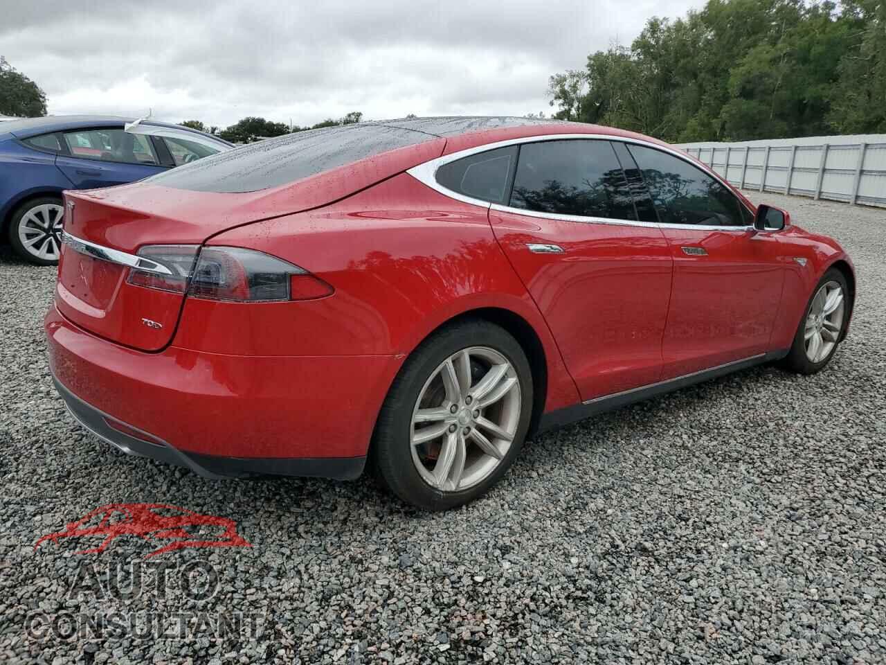 TESLA MODEL S 2016 - 5YJSA1E20GF128787