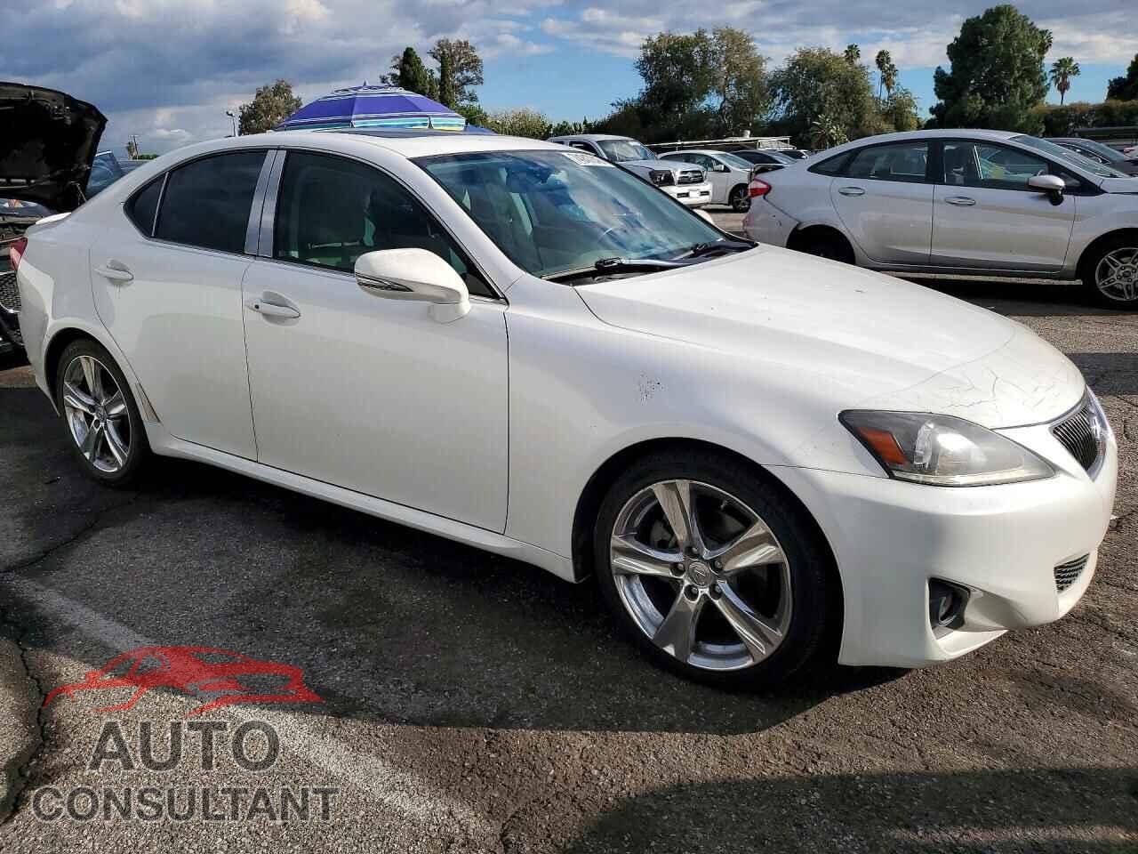 LEXUS IS 2011 - JTHBF5C22B5147488