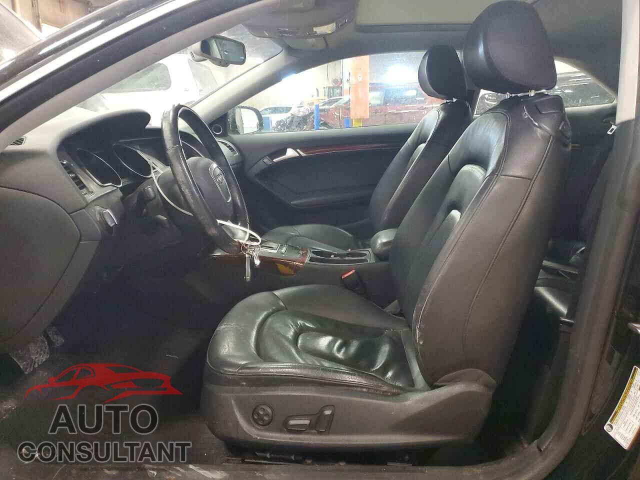 AUDI A5 2011 - WAULFAFR2BA035561