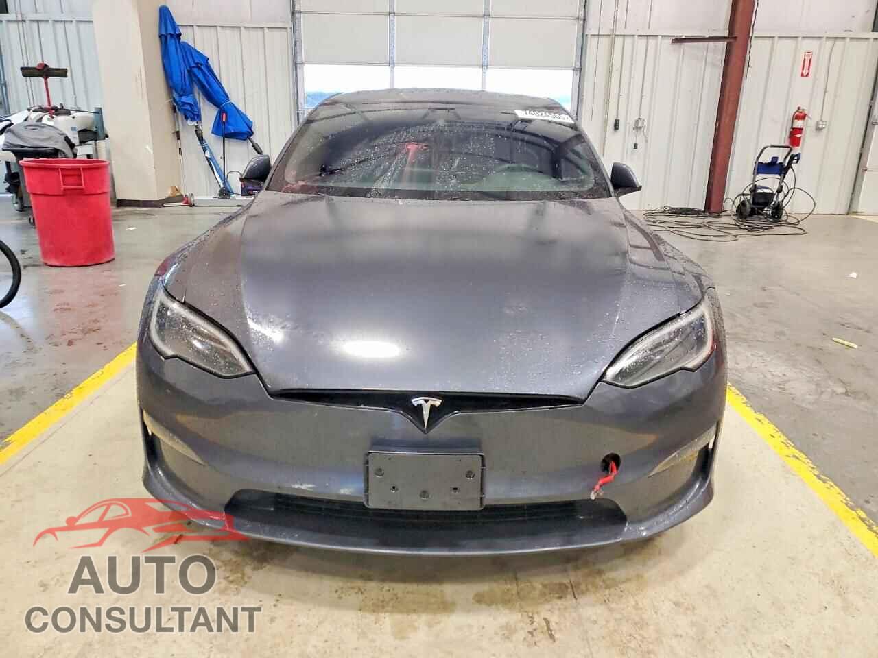 TESLA MODEL S 2023 - 5YJSA1E52PF523158